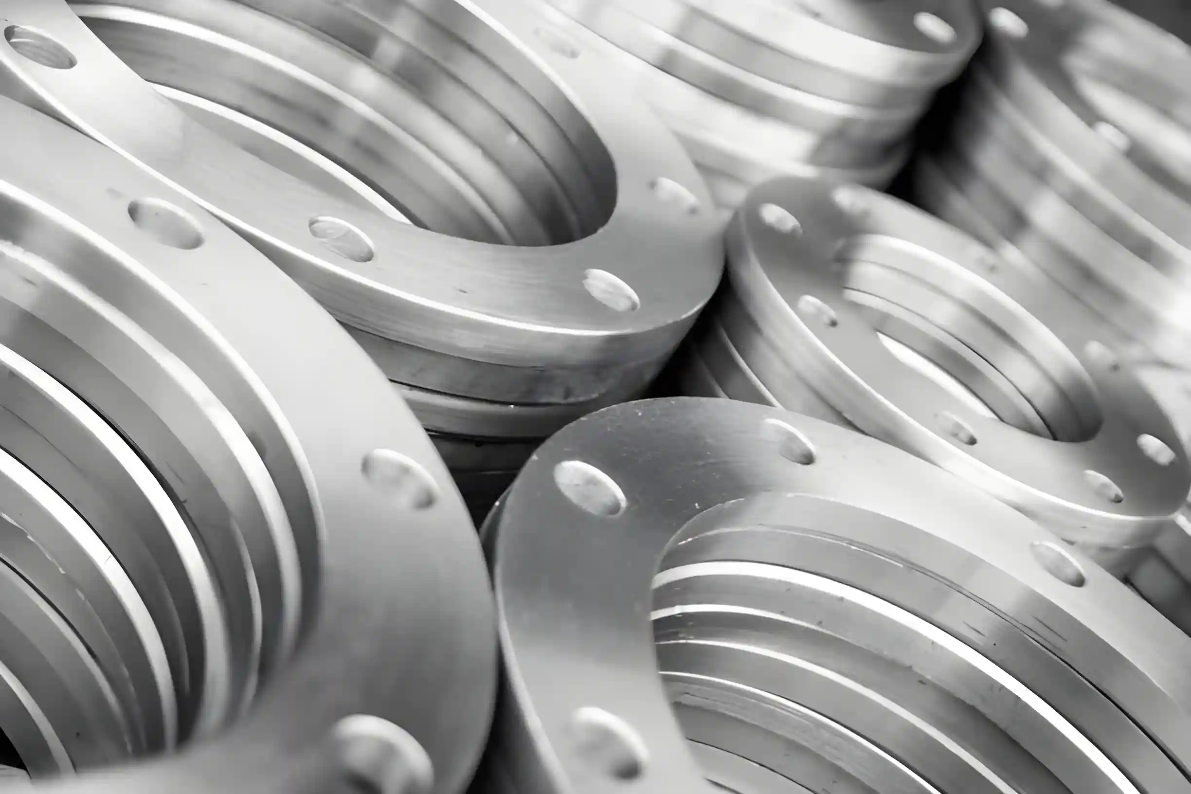 customvsstandardflanges